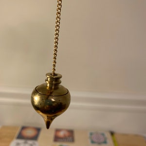 Mermet Witness Pendulum Kit with 3 Pendulum Dowsing Charts
