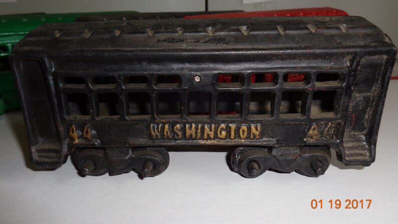 cast iron train set washington 44