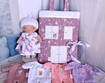 Bambola di pezza con vestiti in tessuto, set da viaggio per casa delle bambole fatto a mano, libro tattile