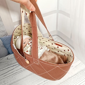 Baby-Puppe in Puppenwiege mit Mini-Bettwäsche personalisierte Geschenk für Kleinkind-Puppe-Set-Baby-Dusche-Geschenk Pretend Play-Spielzeug für Kleinkinder