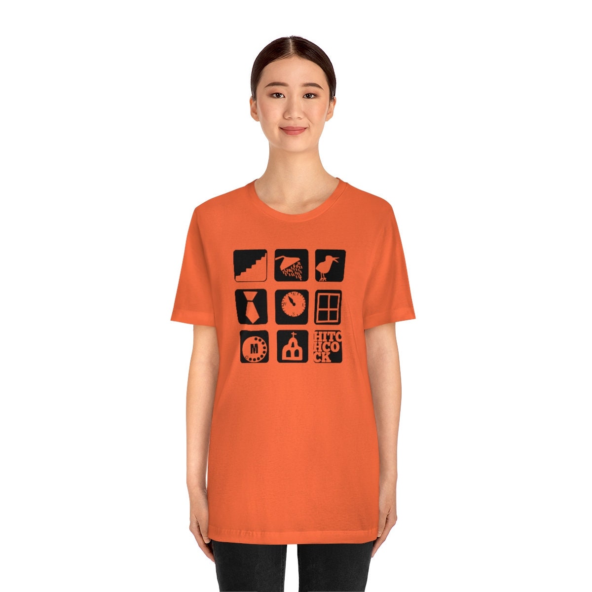 ヒッチコック映画アイコンTシャツ。アルフレッド・ヒッチコック
