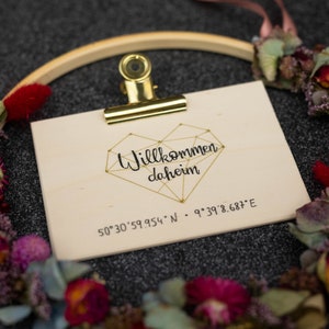 Einzugs | Personalisierte Holzkarte mit Koordinaten