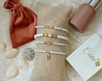 White & Gold | Boho-Chic | Bracelet set | Seed beads | Summer | Cowrie | Shell | Letters | Name | Initial