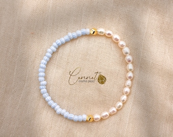 Timeless blue | Bracelet | baroque pearls | freshwater pearls | light blue | Pearls | Rocailles | Rice Pearls | Striped