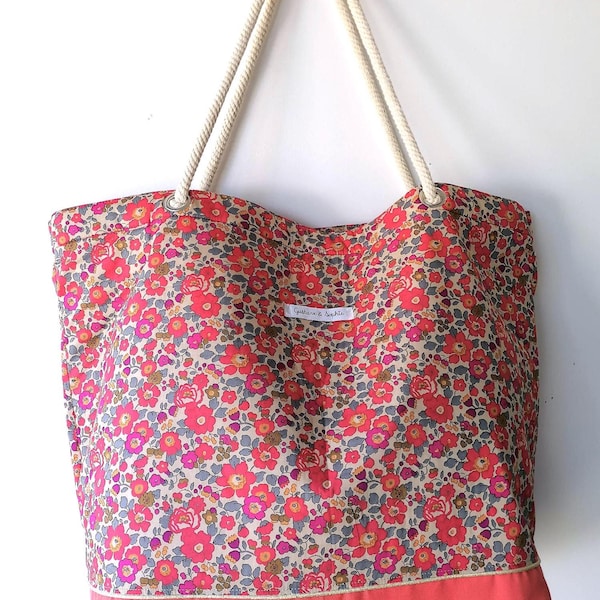 Sac de plage cabas en Liberty et tissu enduit