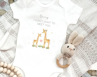 Personalised Nanny Grandad I Can't Wait To Meet You Giraffe Baby Announcement Vest | Pregnancy Reveal | Newborn | Baby Shower Gift Present