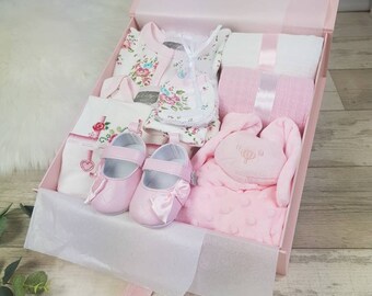 baby girl hamper ideas