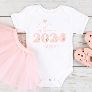 Personalised Born in 2023/2024 Pink New Baby Outfit (Babygrow Sleepsuit Baby Vest Bodysuit | Pink Girl Gift | Baby Shower New Arrival)