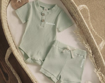 Ensemble short personnalisé pour tout-petit | Enfants | Tenue pour tout-petit | Été | Vêtements bébé nouveau-né | Baby Shower | Cadeau bébé unisexe