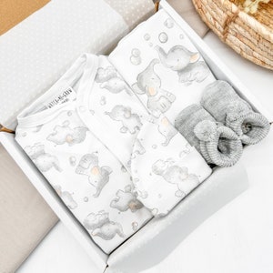 Elephant Bubbles New Baby Unisex Gift Wrapped Clothing Set with Grey Booties Hamper Babygrow Boy Girl Unisex Gender Neutral Baby Newborn Elephant Bubbles