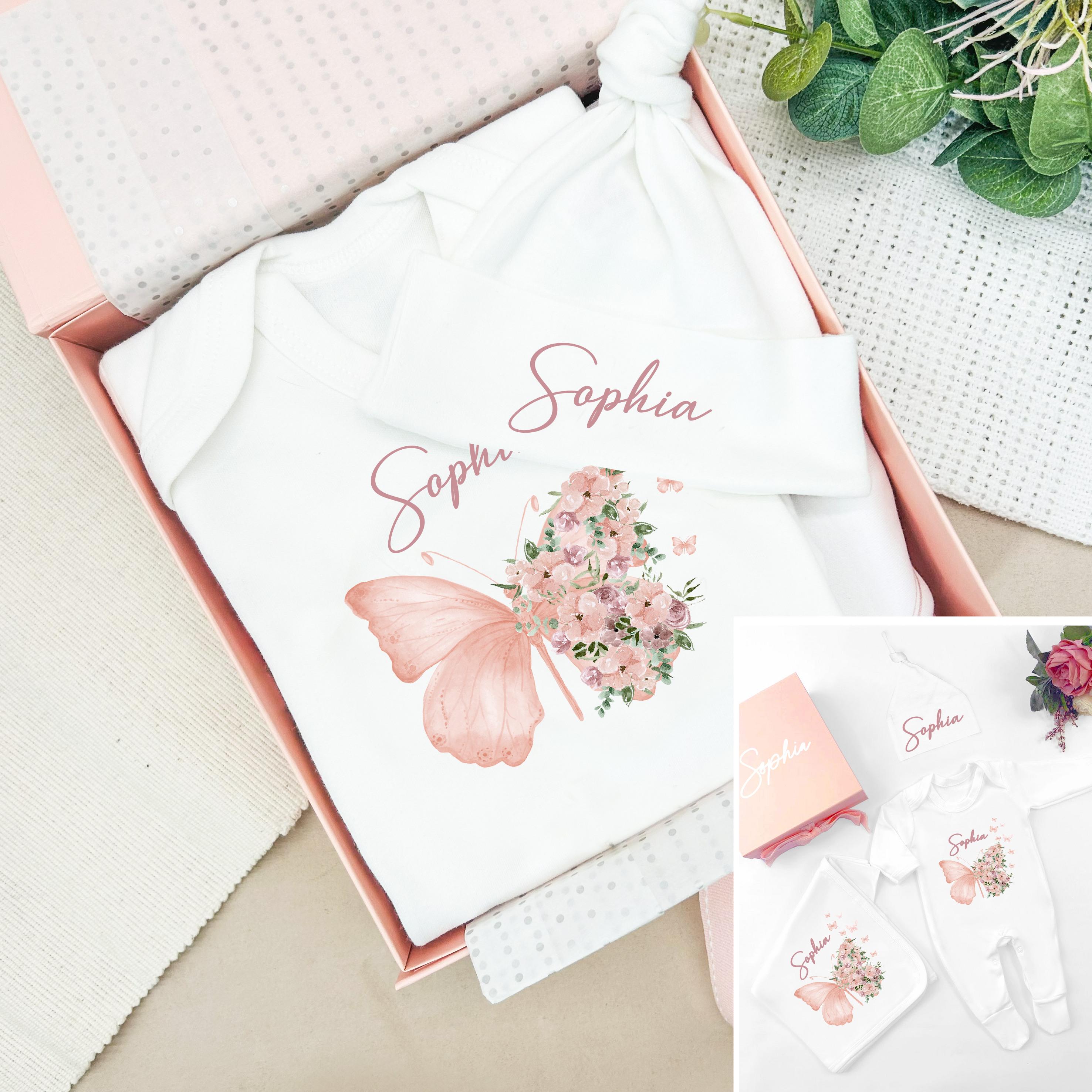 Personalised New Baby Gift Set - Giraffe Wreath Design On Babygrow, Hat, Blanket & Keepsake Box (Unisex)