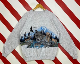 Tee Hunt Call of The Wild Sweatshirt Lone Wolf Howling at The Moon Wildlife Sweater