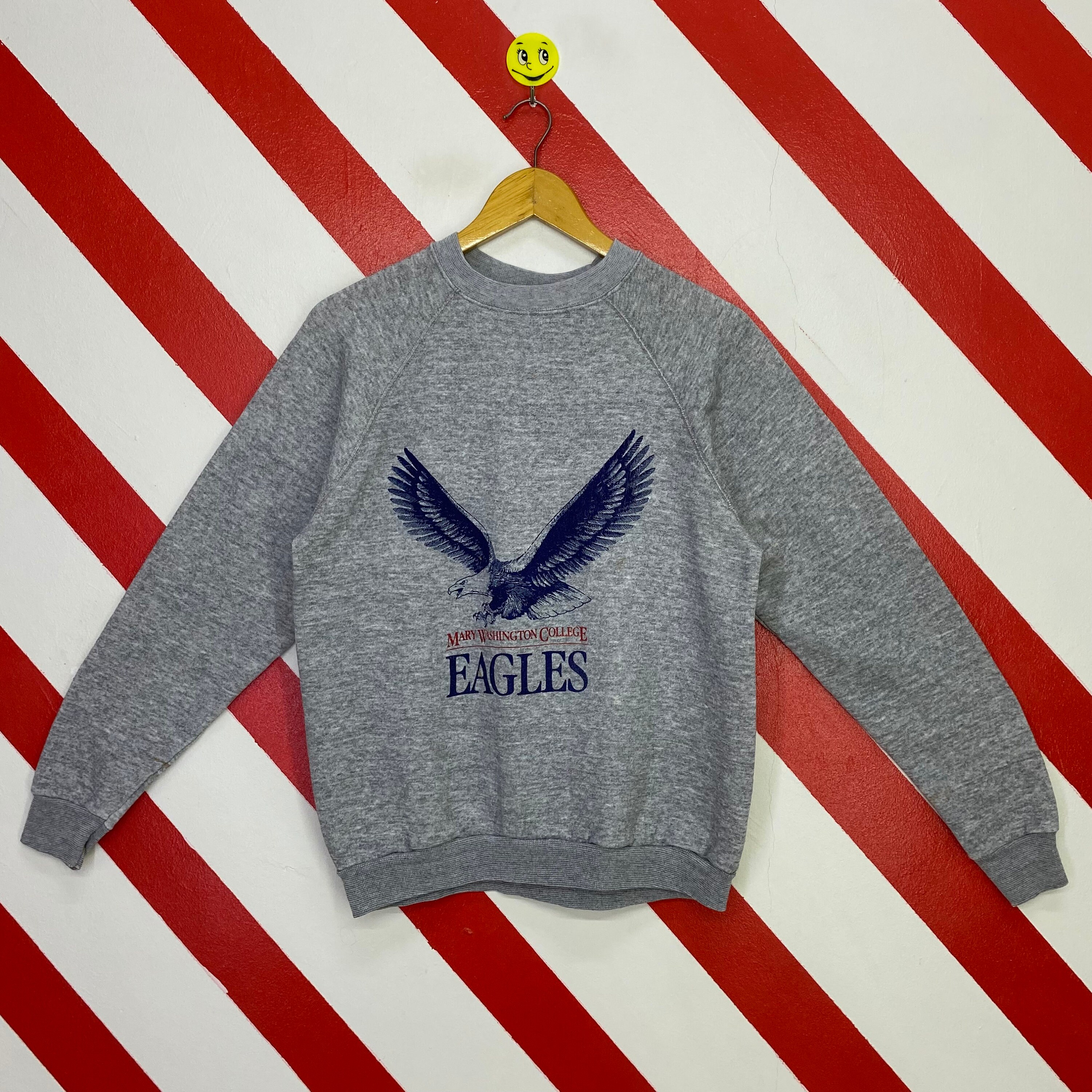 Vintage 80s Mary Washington Sweatshirt Mary Eagles Crewneck Mary Washington Sweater University Mary Washington Print Logo Grey Size Small