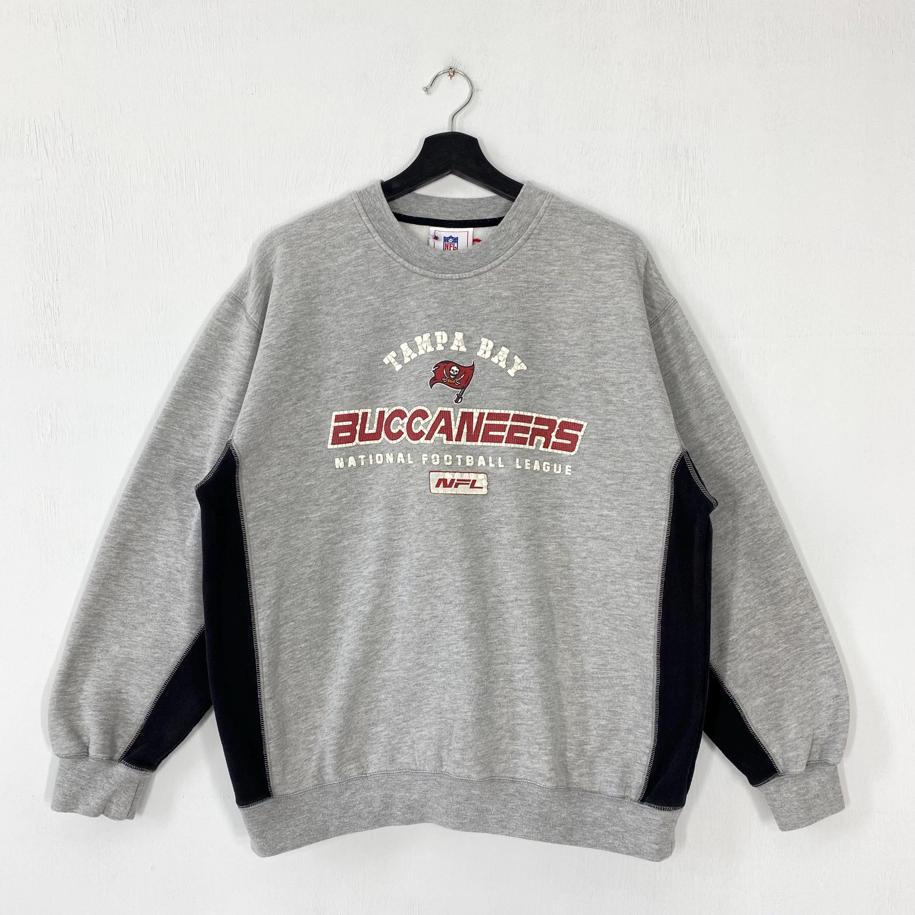 Vintage Tampa Bay Buccaneers Sweatshirt Buccaneers Crewneck