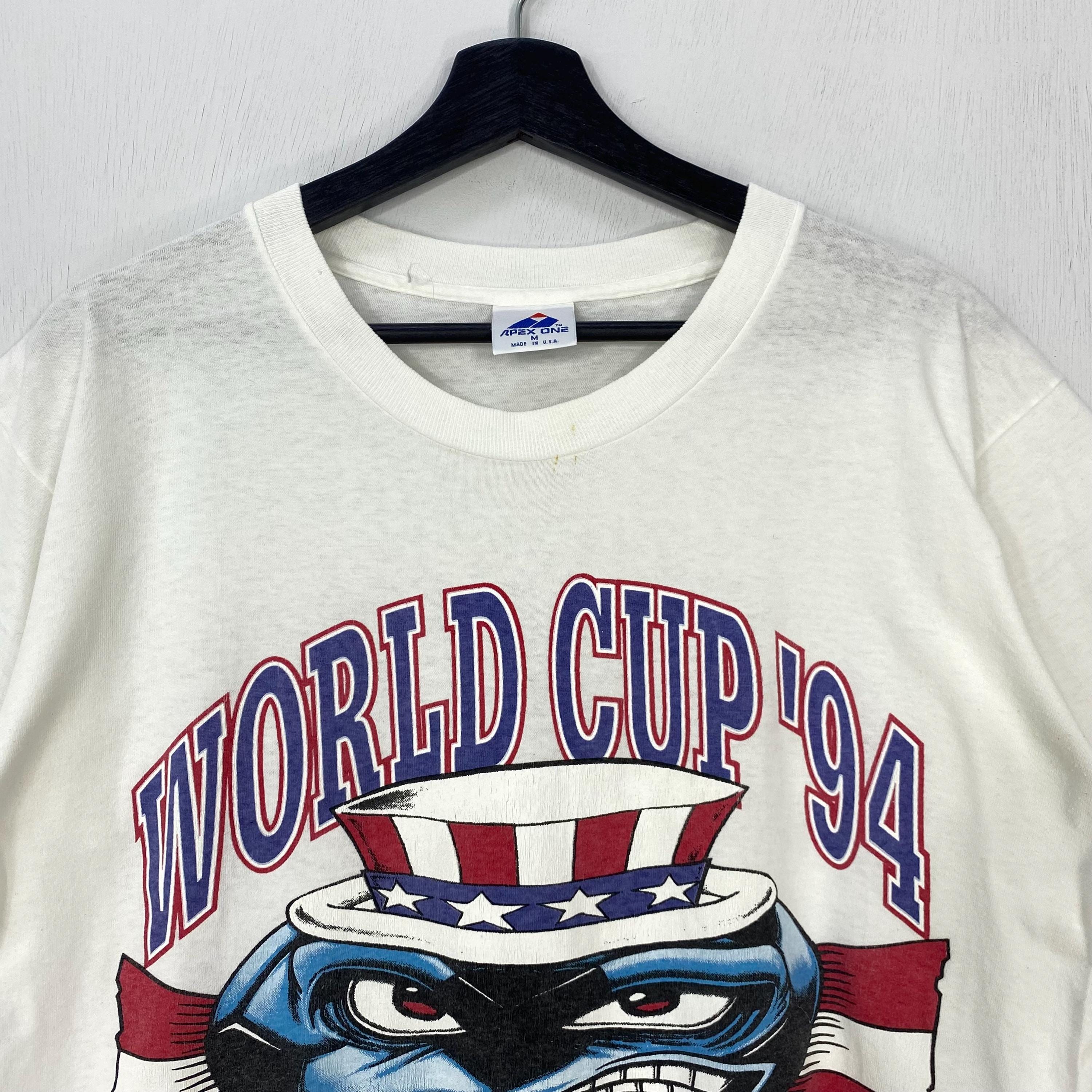 Vintage 90s FIFA World Cup T-shirt 1994 USA Print Logo White