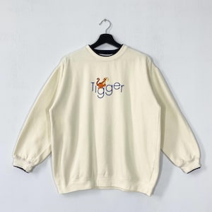 Vintage Tigger Sweatshirt Crewneck Pullover Pooh Eeyore Piglet Kanga Rabbit Embroidered Logo White Medium