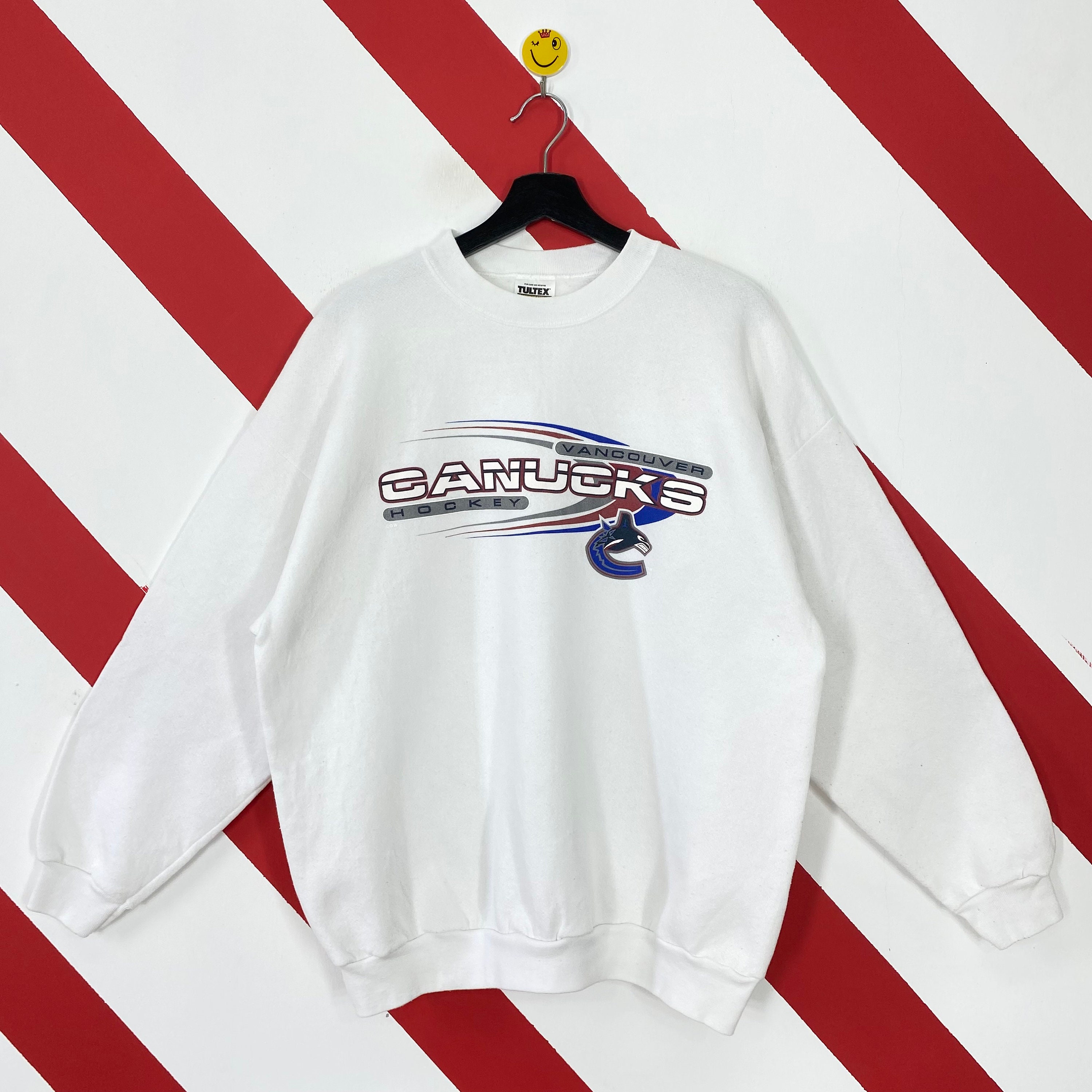 '47 Men's Vancouver Canucks Vintage Skate Logo Headline Imprint Pullover Hoodie - Size Medium Black : Sports & Outdoors