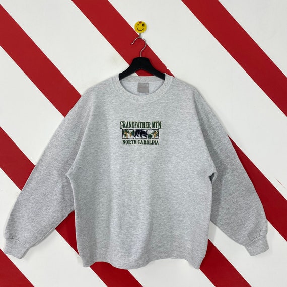 Pull grand pere sale