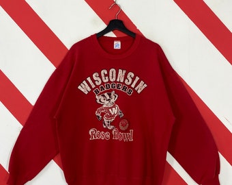 Vintage 90er Jahre University Wisconsin Sweatshirt Wisconsin Crewneck Wisconsin Badgers Pullover Pullover Wisconsin Badgers Print Logo Rot XLarge