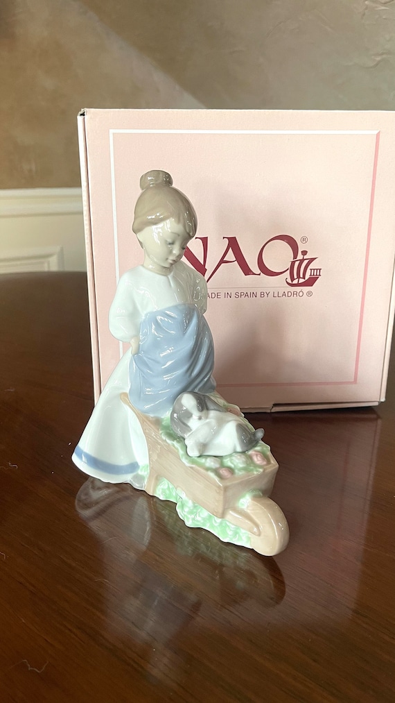 私の庭の色彩 NAO by Lladro 磁器製置物 スペイン製 - Etsy 日本