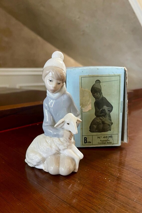Lladro Boy Shepherd With Lamb #4676 Porcelain Figurine - Etsy