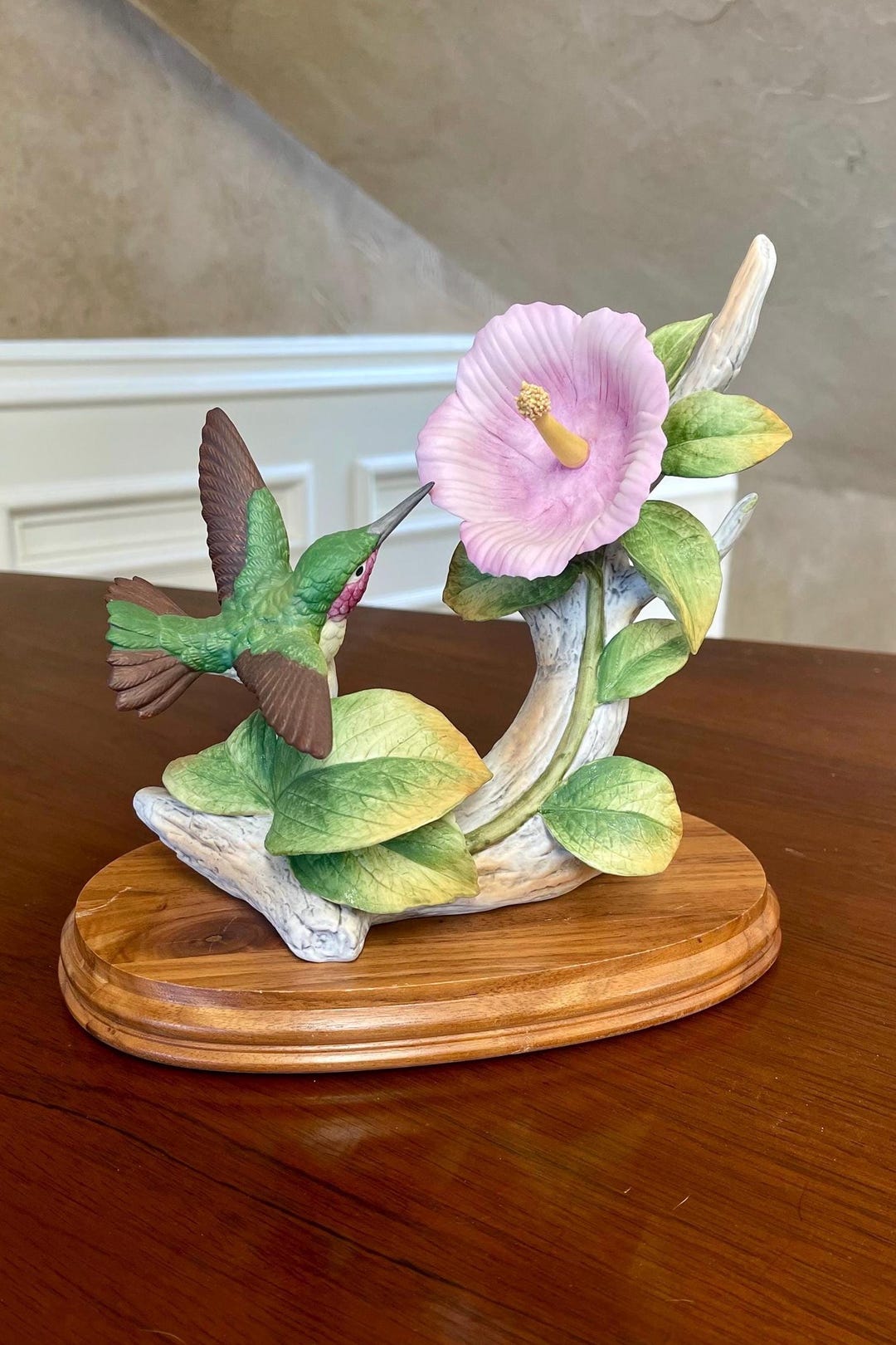Andrea by Sadek Hummingbird With Hibiscus Figurine 9772 Made in
