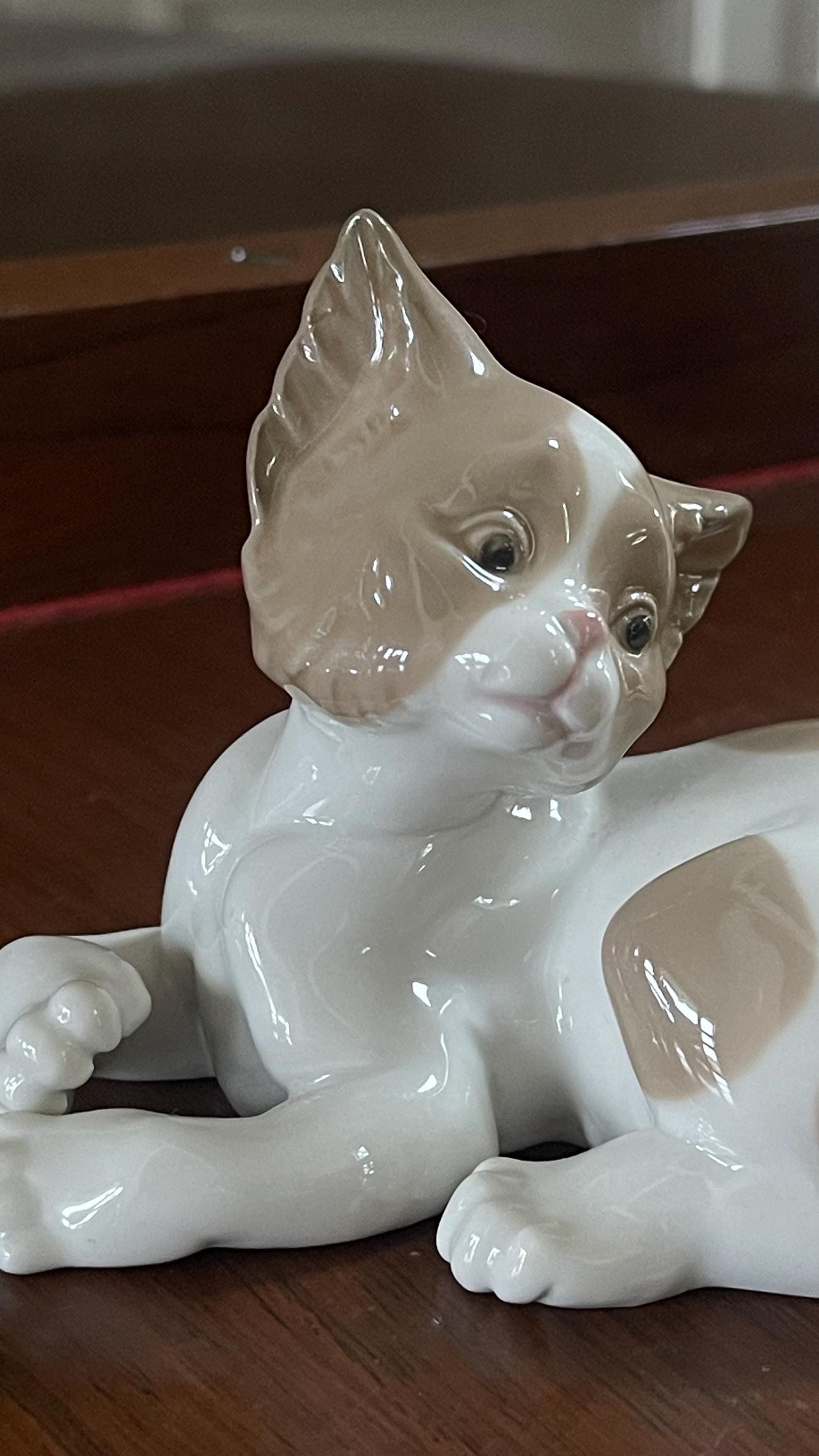 Lladro Surprised Cat 5114 Porcelain Figurine - Etsy