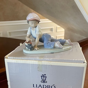 Lladro All Aboard 7619 Porcelain Figurine 1992 Collectors Society