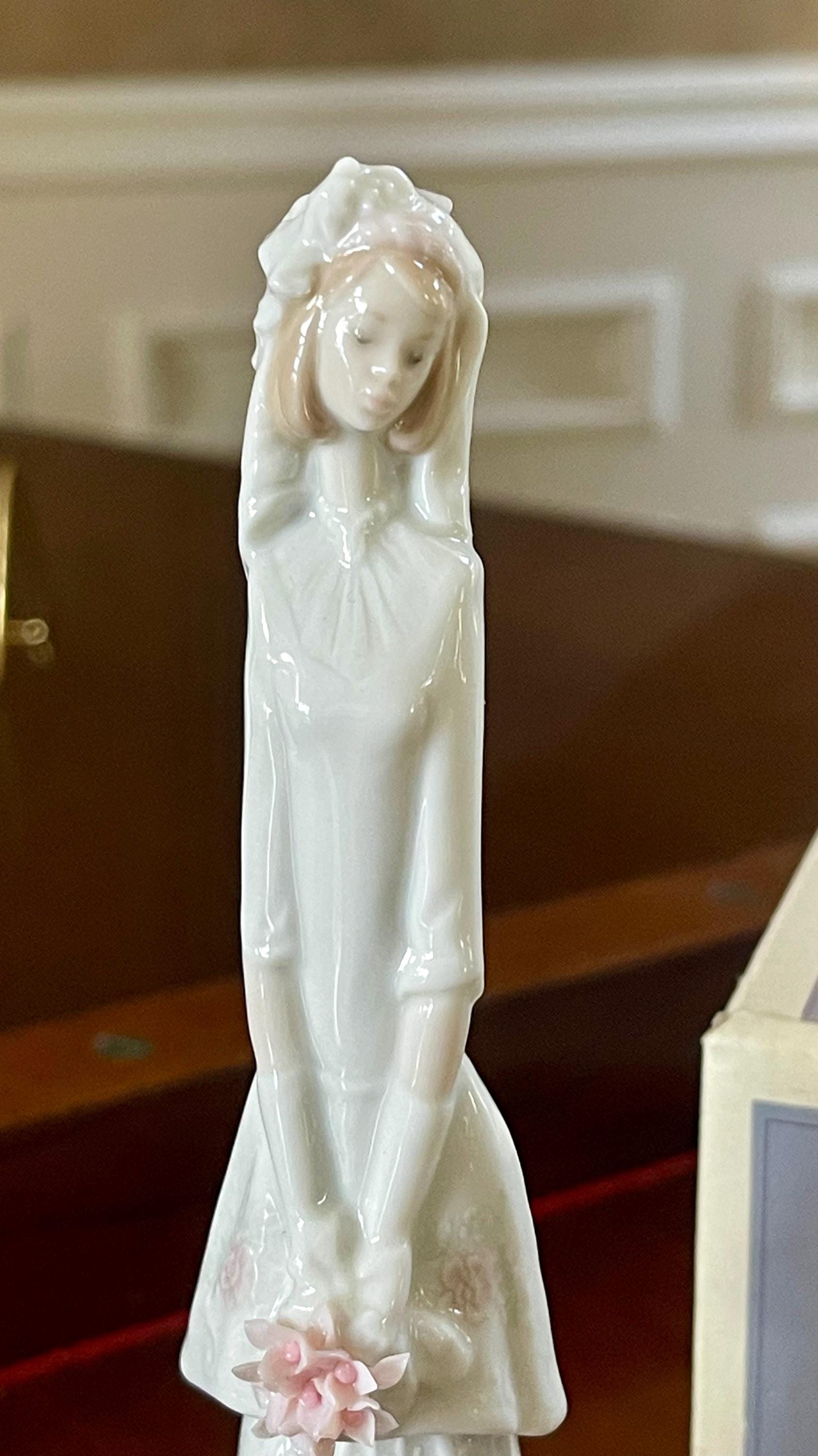 Lladro Porcelain Bridal Bell No. 6200 - Etsy