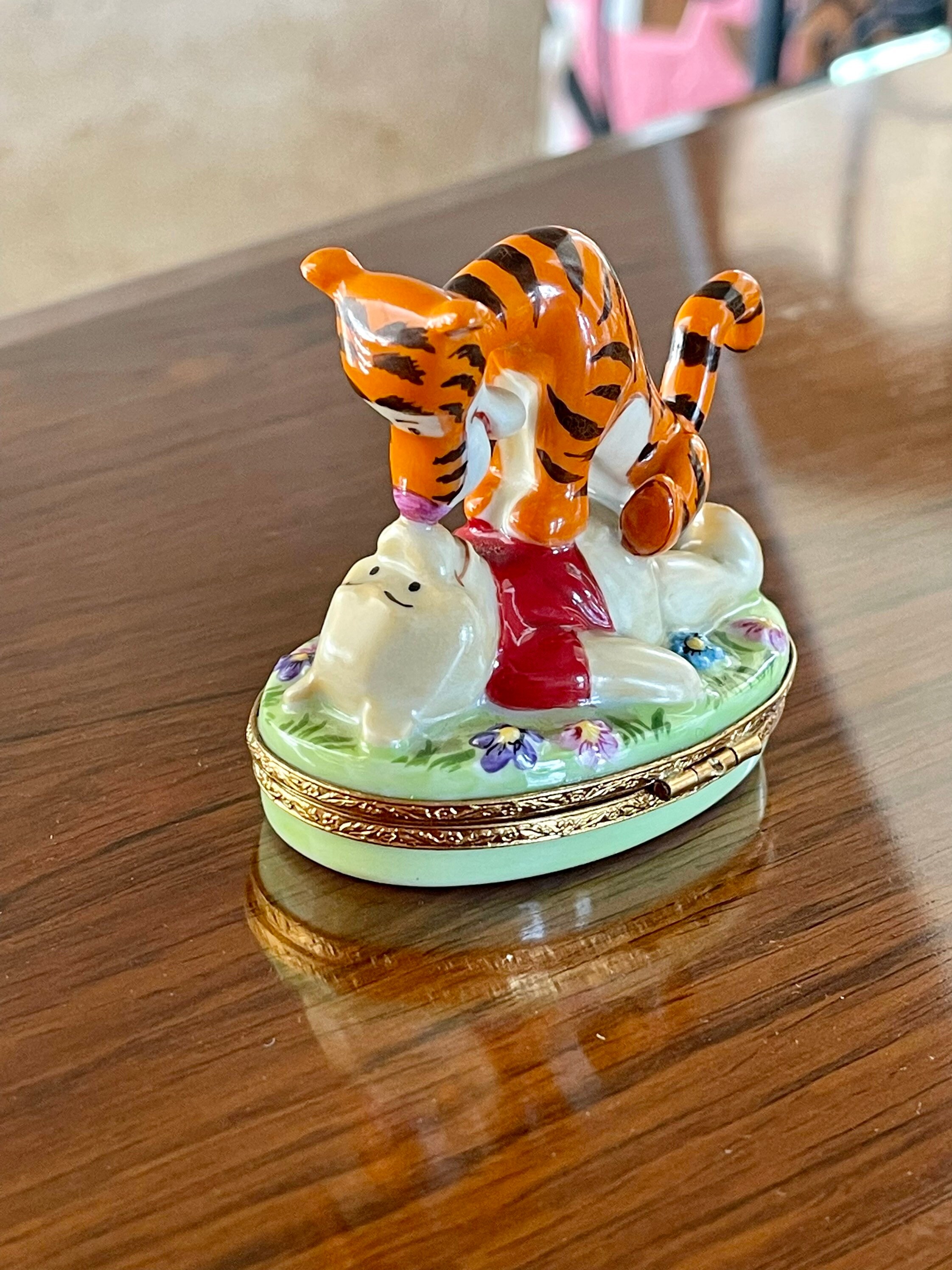 Ultra Rare SCROOGE Mcduck ~ ARTORIA ~ Disney ~ Limoges