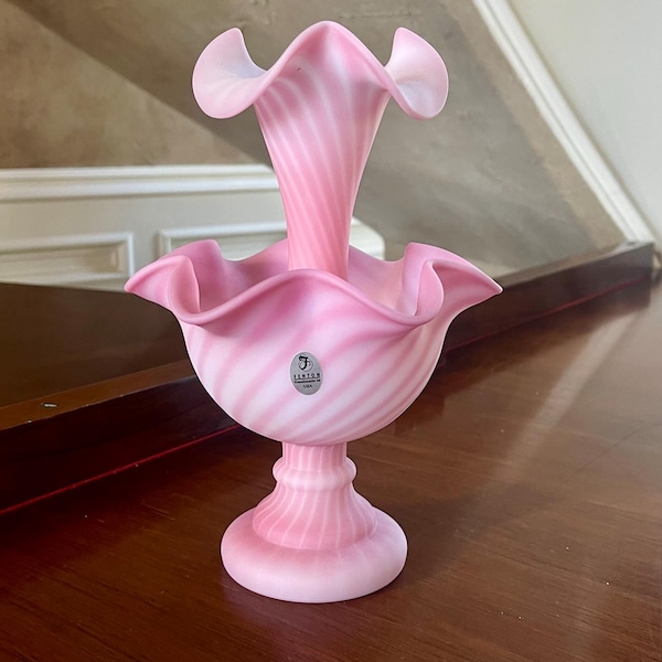 Lámpara de espiral de vidrio satinado Fenton Rosalene; Centro de mesa de vidrio Fenton