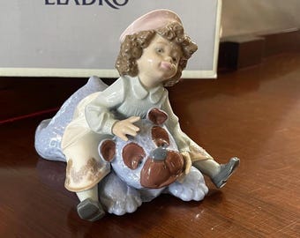 リヤドロ「ベッドタイム」5347 磁器の置物 時計と猫を持つ少女 - Etsy 日本