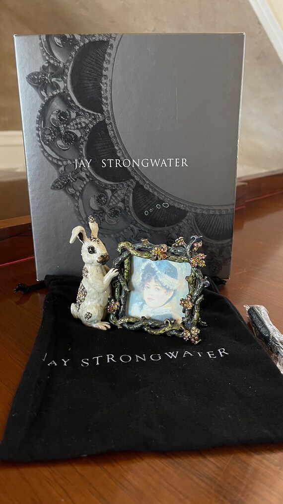 JAY STRONGWATER エナメルフィギュリンウサギ