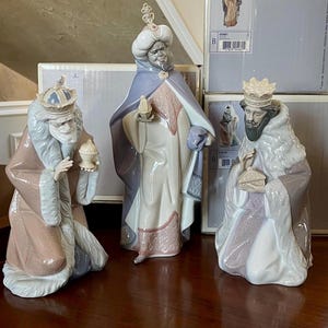 Lladro Lg. Set of Three Kings, Melchor 5479, Gaspar 5480, and