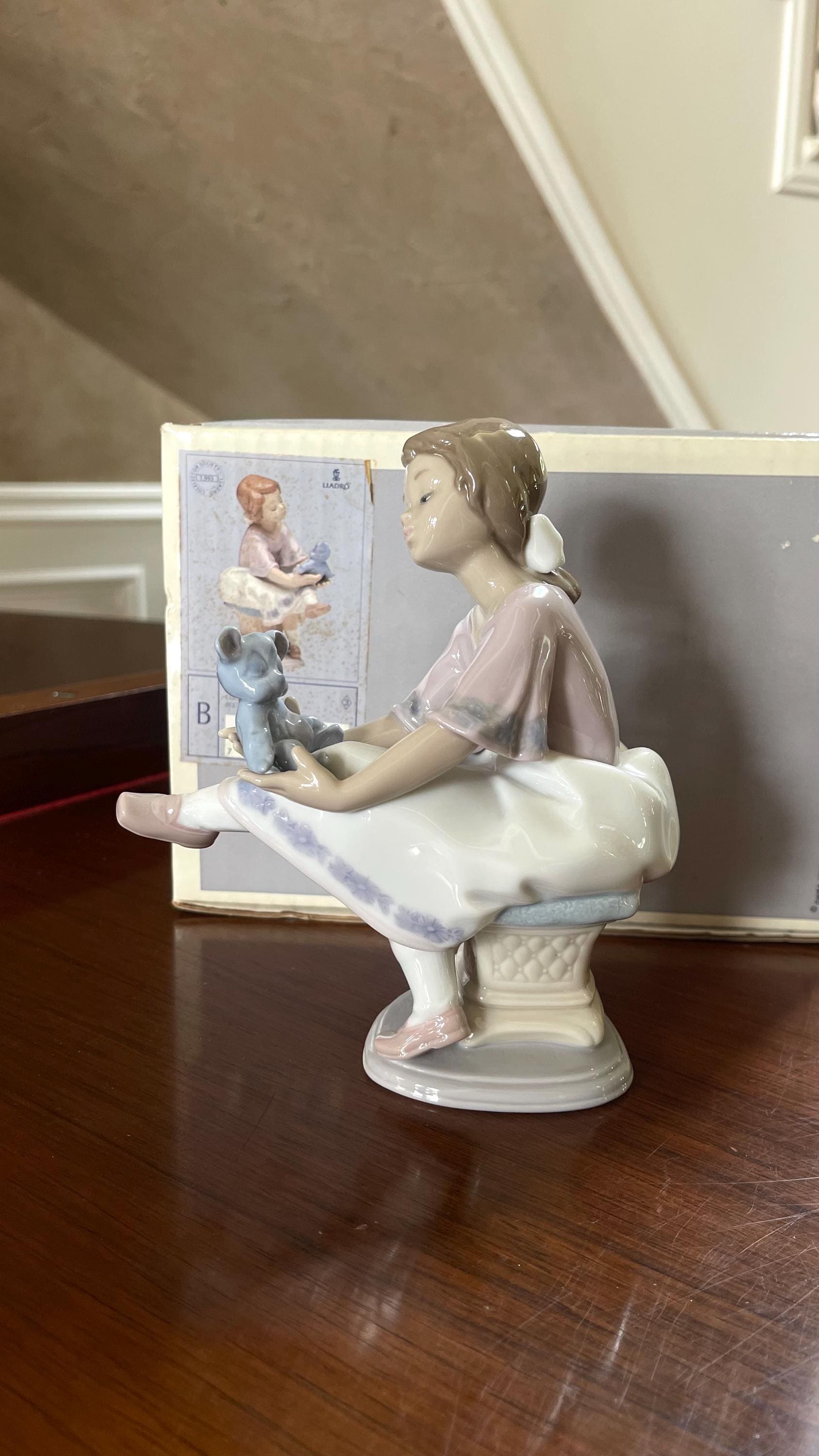 Lladro Best Friend 7620 Porcelain Figurine With Original Box 1993