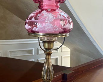 フェントン クランベリーガラス ワイルドローズランプ; フェントン