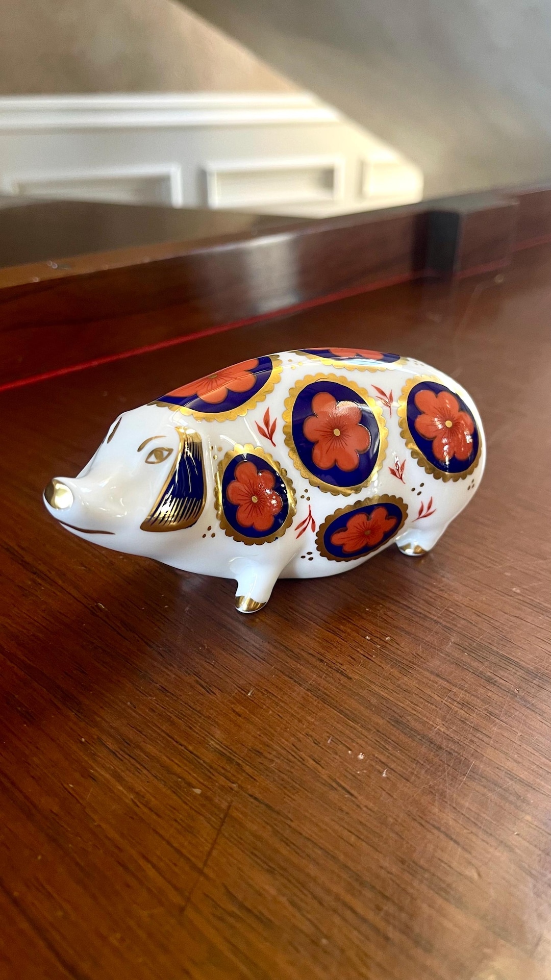 Royal Crown Derby Old Imari Pig Paperweight; Royal Crown Derby Pig