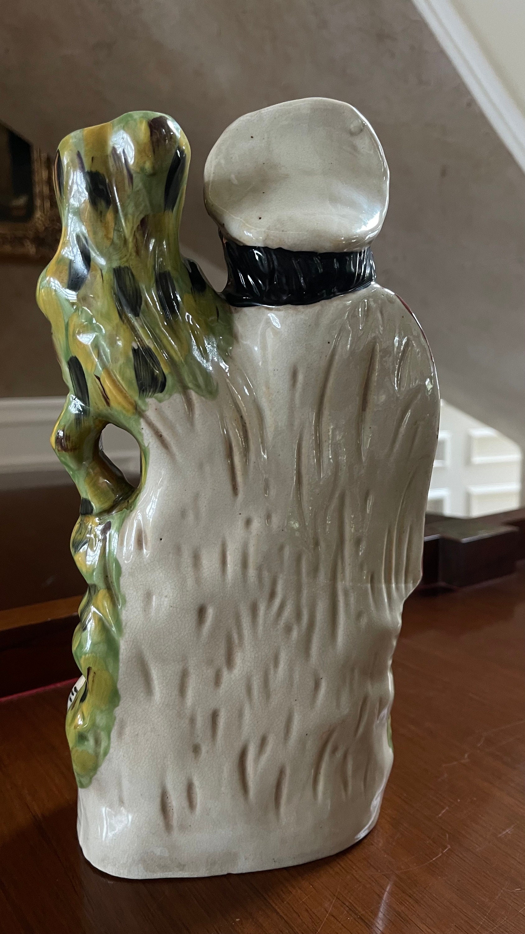 イギリス　スタッフォードシャーフィギュアの陶器花瓶 スタッフォードシャー スタイル イングリッシュ ハント スピル ベース