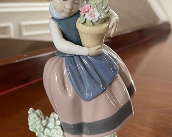 Lladro Spring is Here #5223 Porcelain Figurine - Etsy Canada