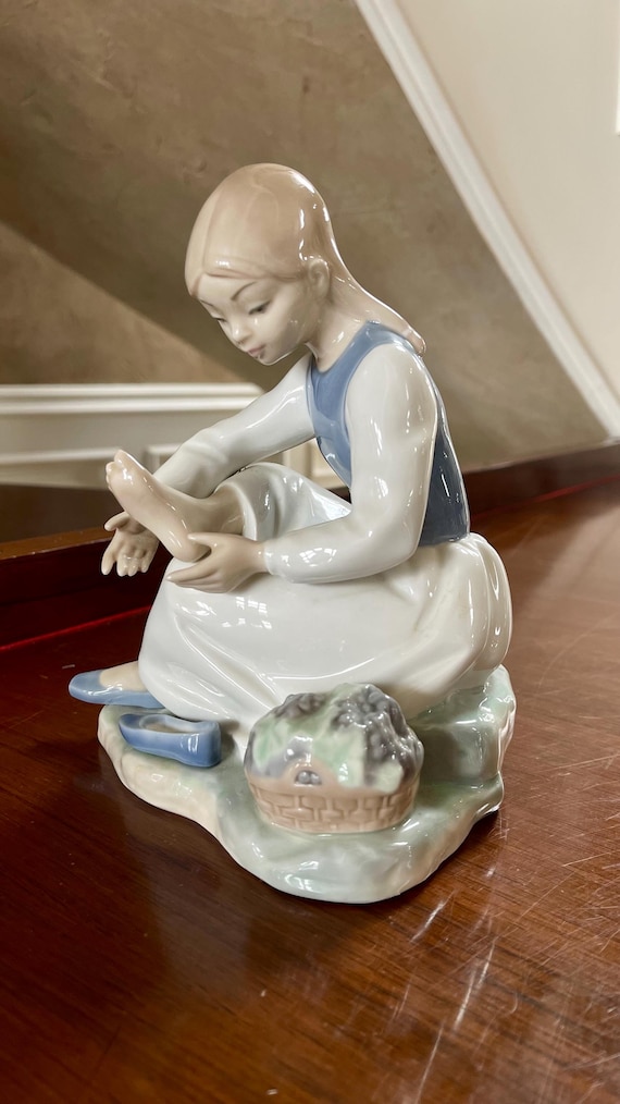 NAO by Lladro Porcelain Figurine Made in Spain - Etsy