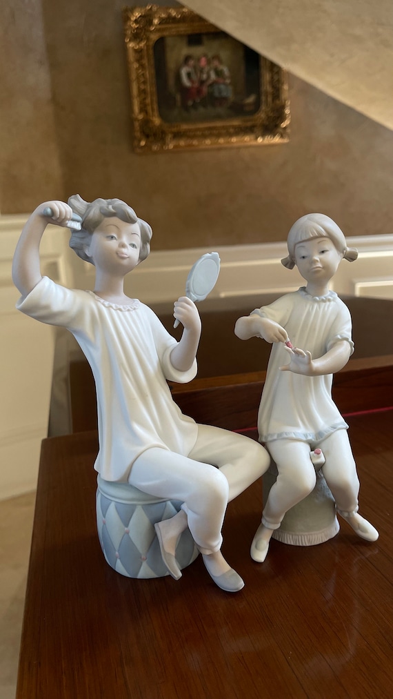 LLADRO 2体セット Lladro Set of Two Porcelain Figurines Matte Finish - Etsy