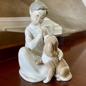Lladro Boy With His Dog 4522 Porcelain Figurine