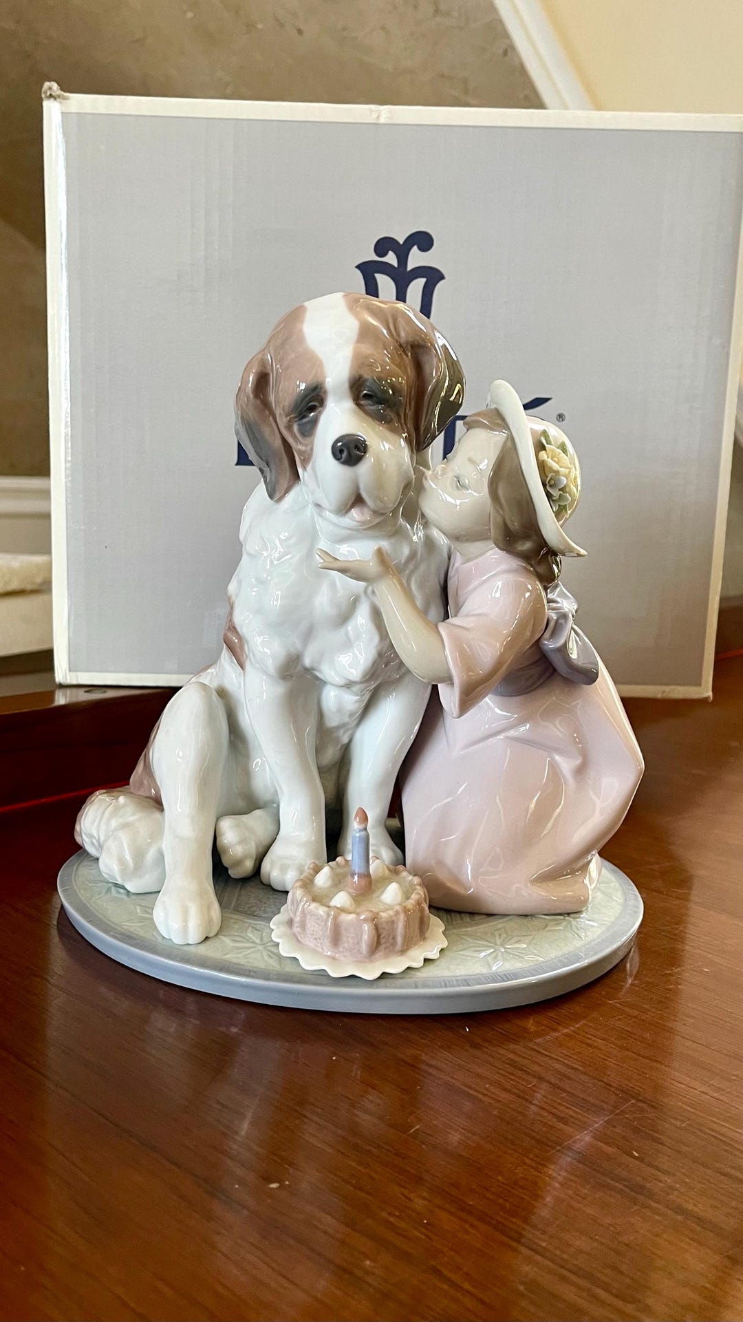 Lladro “A Birthday Kiss” 6632 Porcelain Figurine Mint Condition in