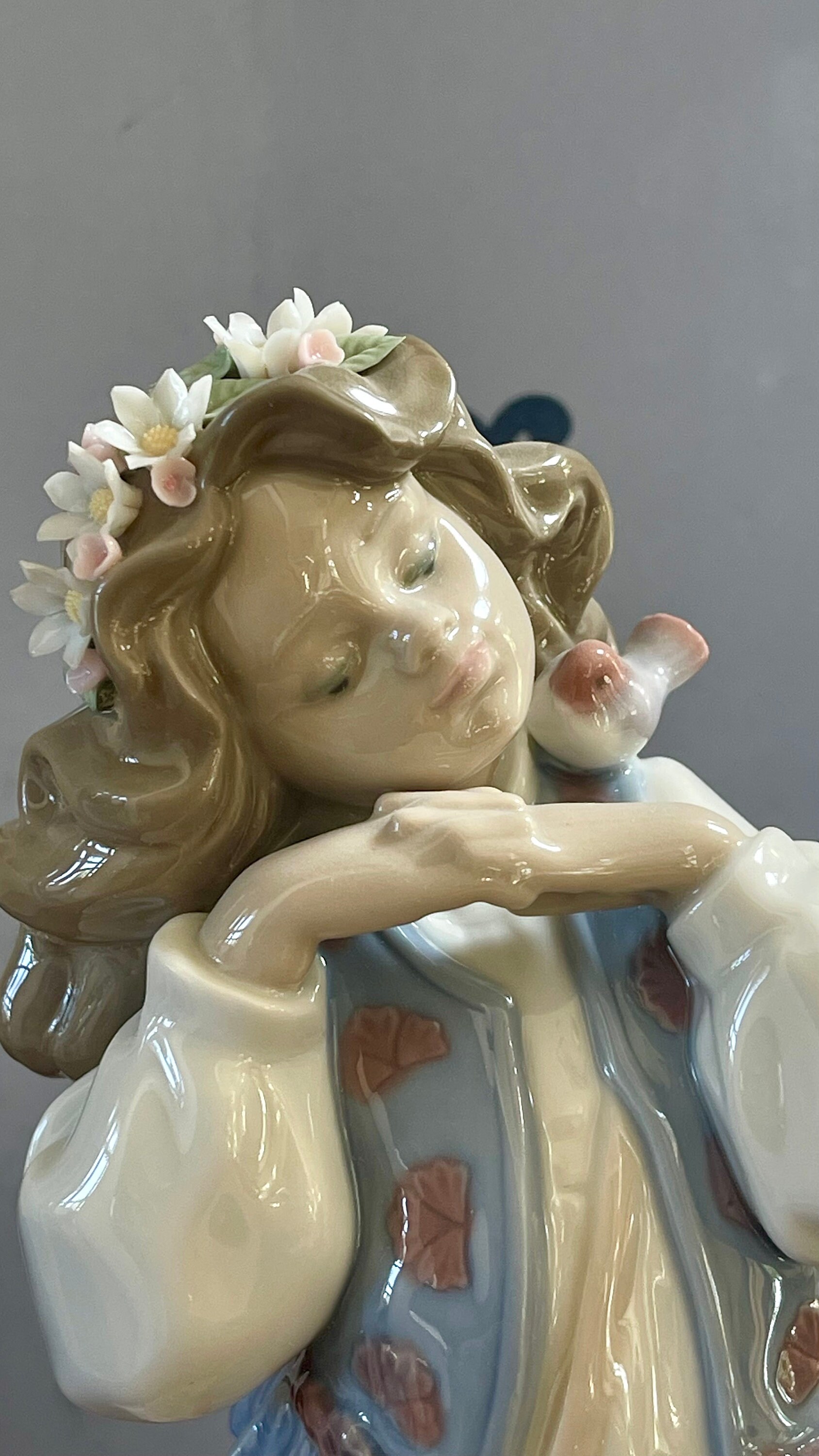 リヤドロ「過去の夏の夢」6401 磁器の置物 花付き 新品同様 オリジナル