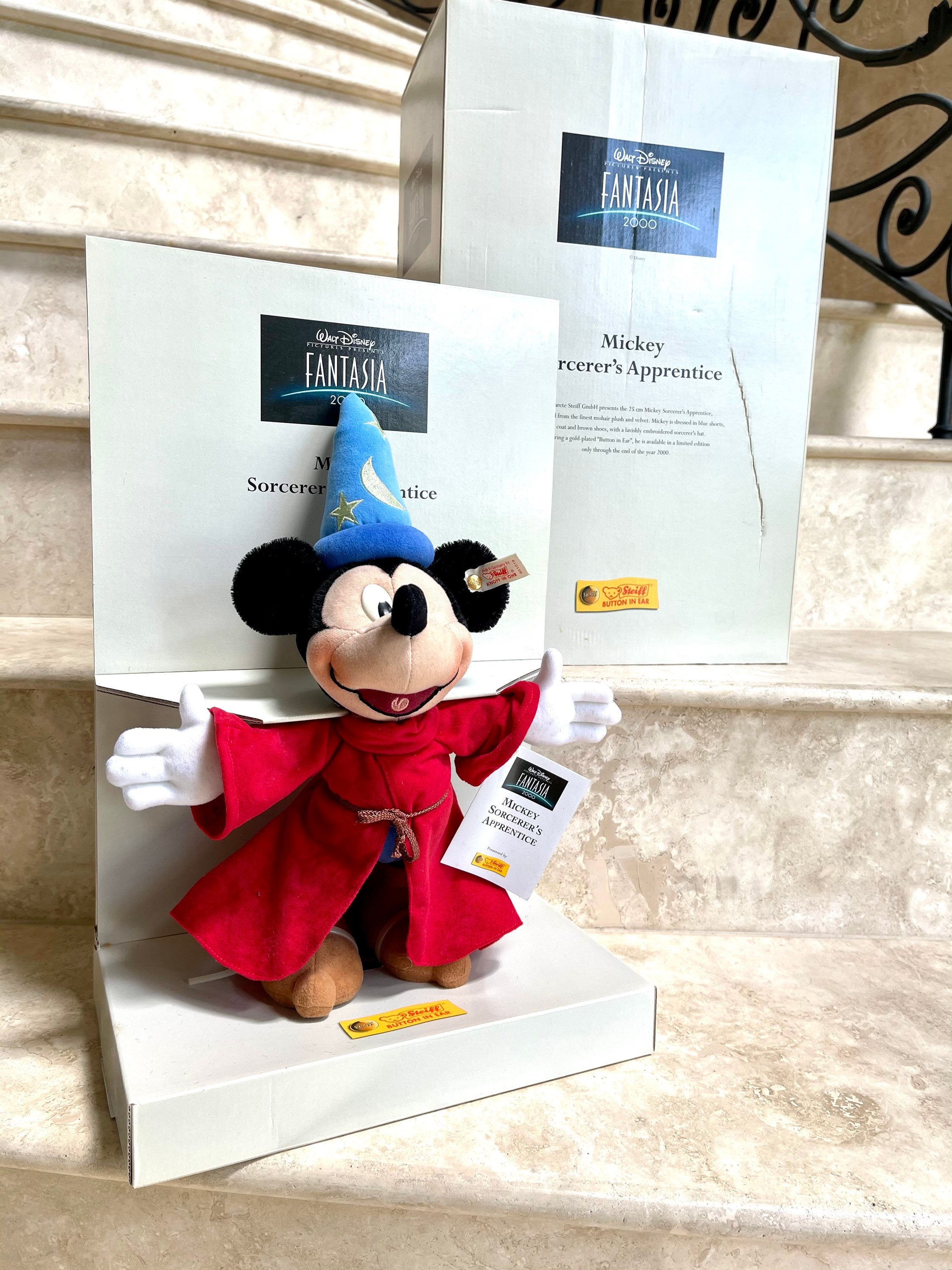 Extremely Rare Vintage Mickey Mouse as the Sorcerer's Apprentice Statue. A  Walt Disney Collectible Created by Demons Merveilles. 