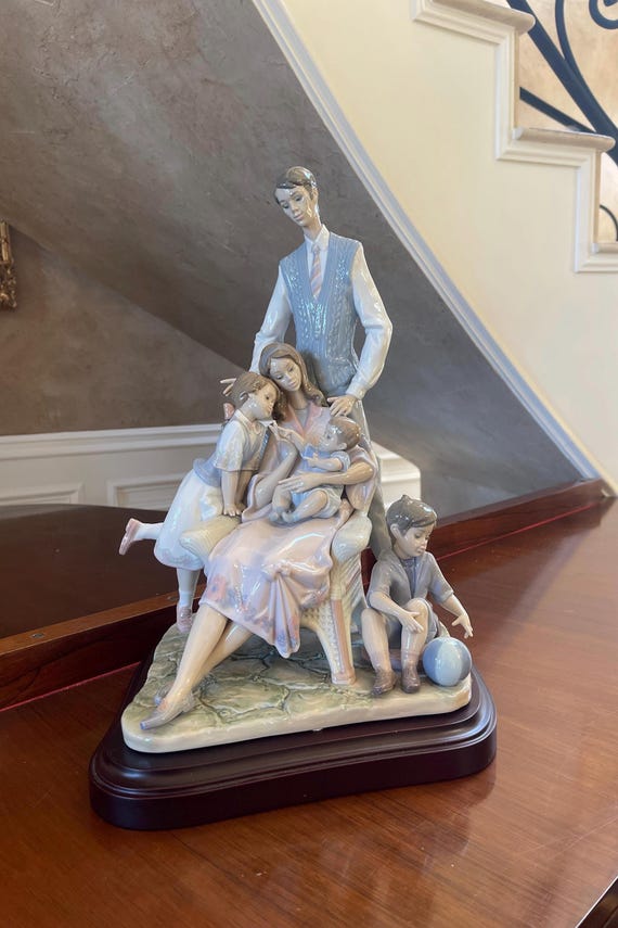 Lladro Retired Signed Limited Edition “portrait of A Family” 1805