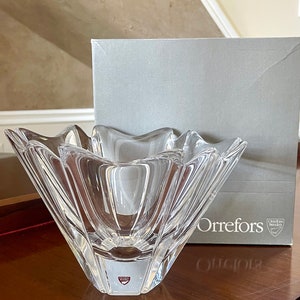 Orrefors Sweden Large 10 1/4” Diameter Orion Bowl