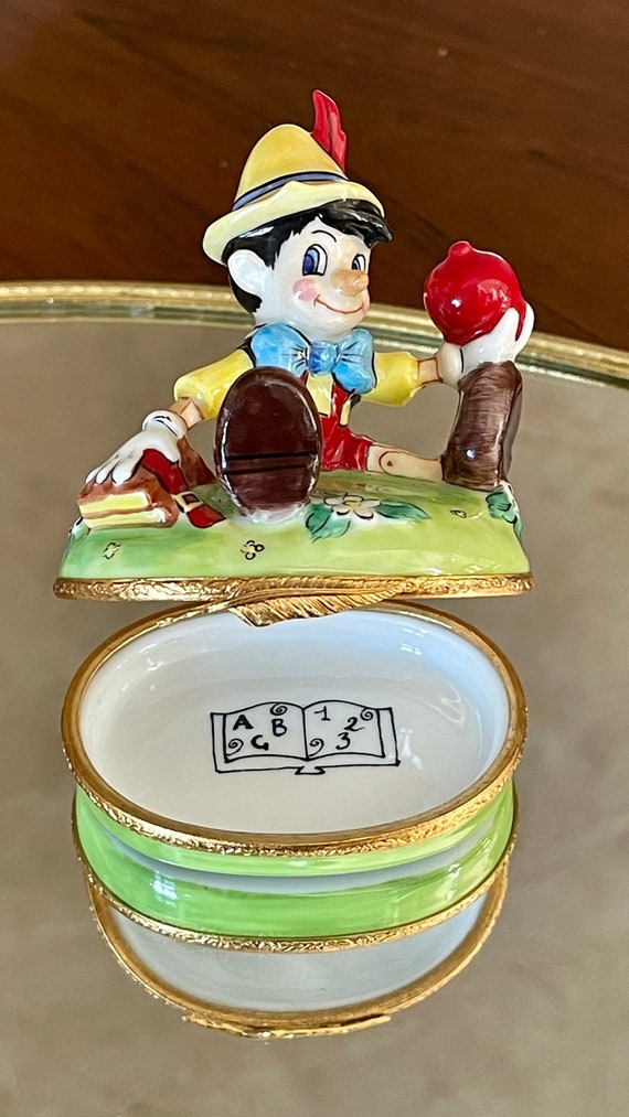 Limited Edition Disney Pinocchio Limoges Box; Artoria; Limoges