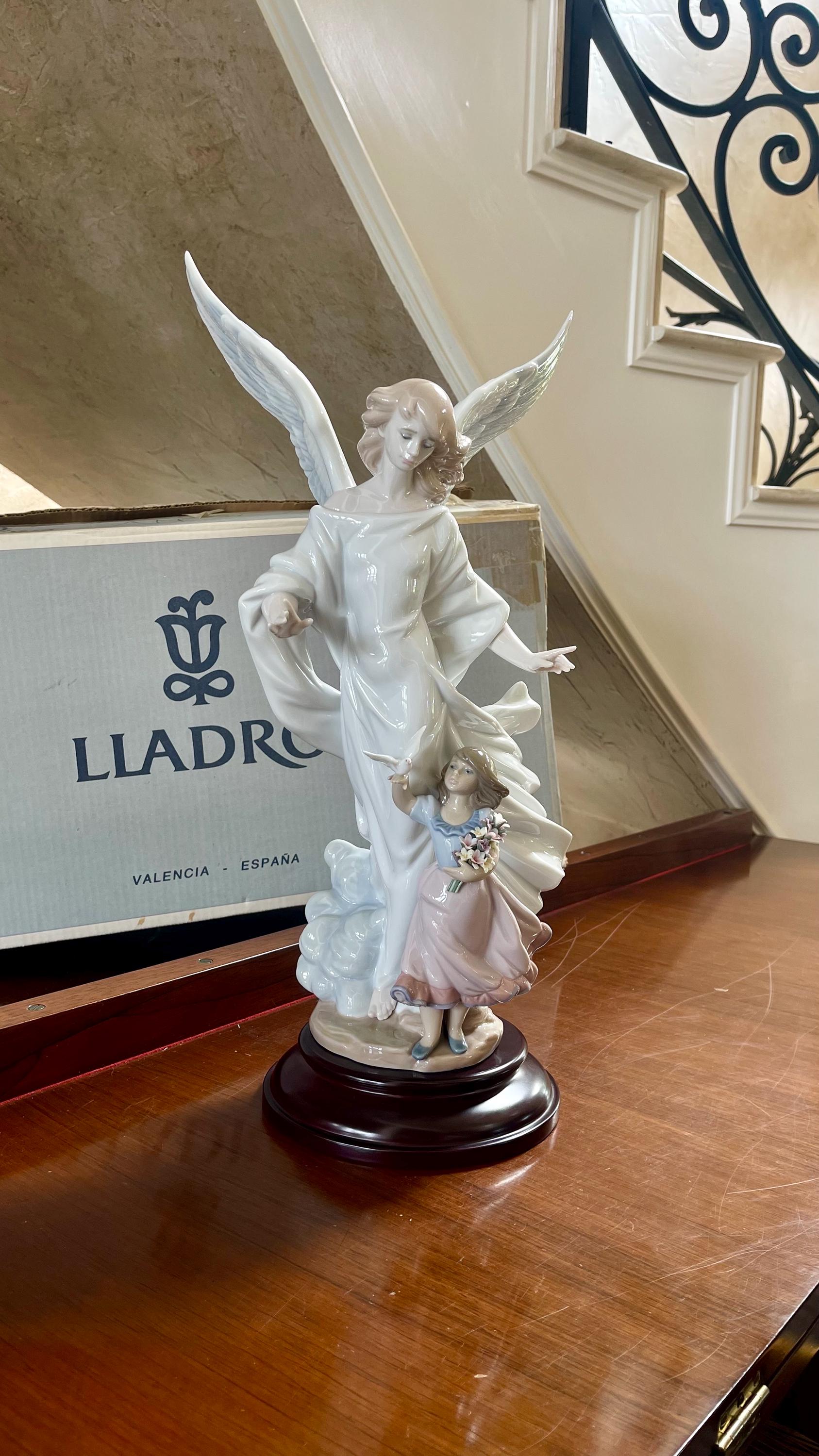 Lladro “guardian Angel” 6352 Porcelain Figurine Mint Condition in