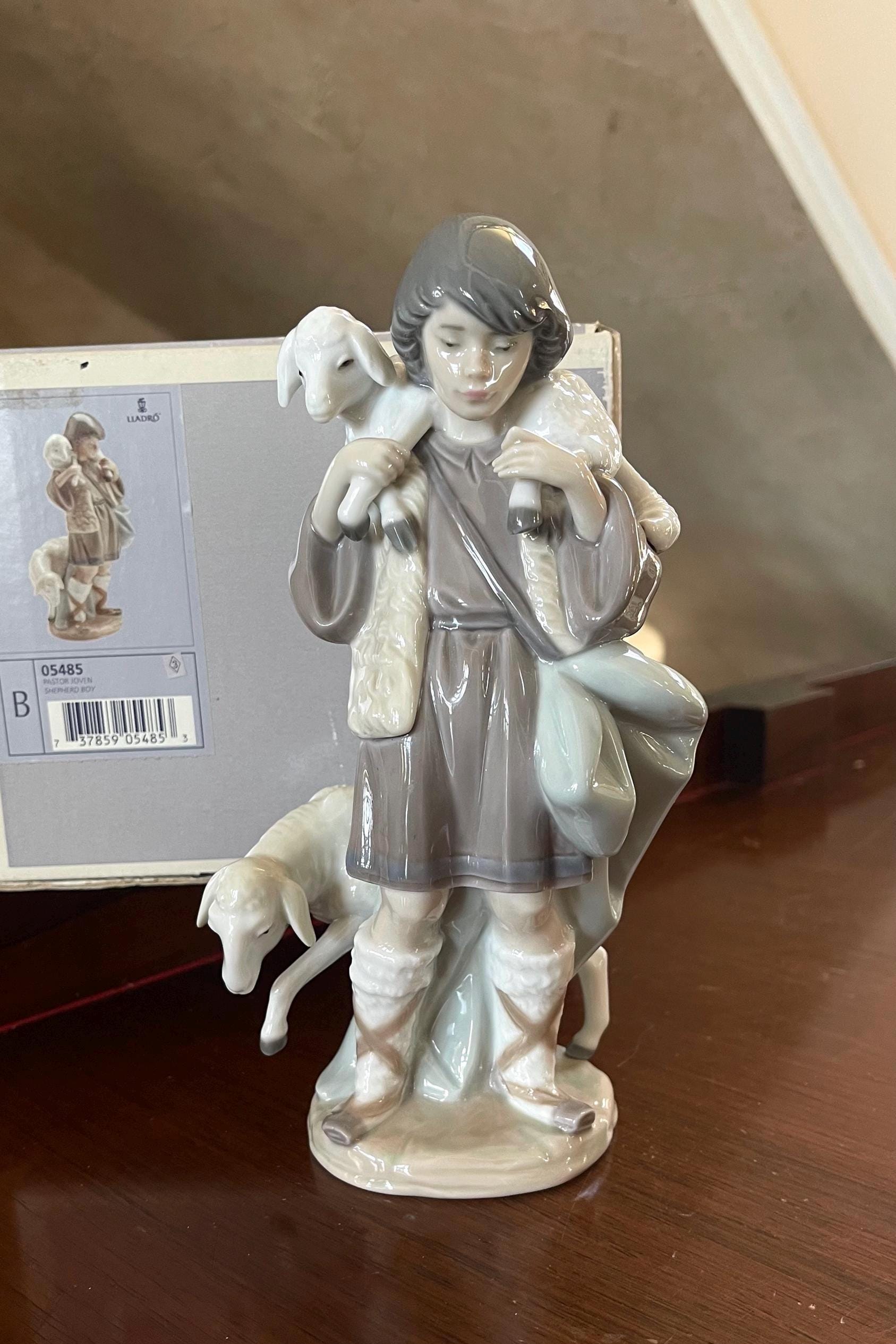 LLADRO リヤドロ 5485『羊飼いの少年』 リヤドロ 羊飼いの少年 5485 新品同様 箱入り スペイン製 - Etsy 日本